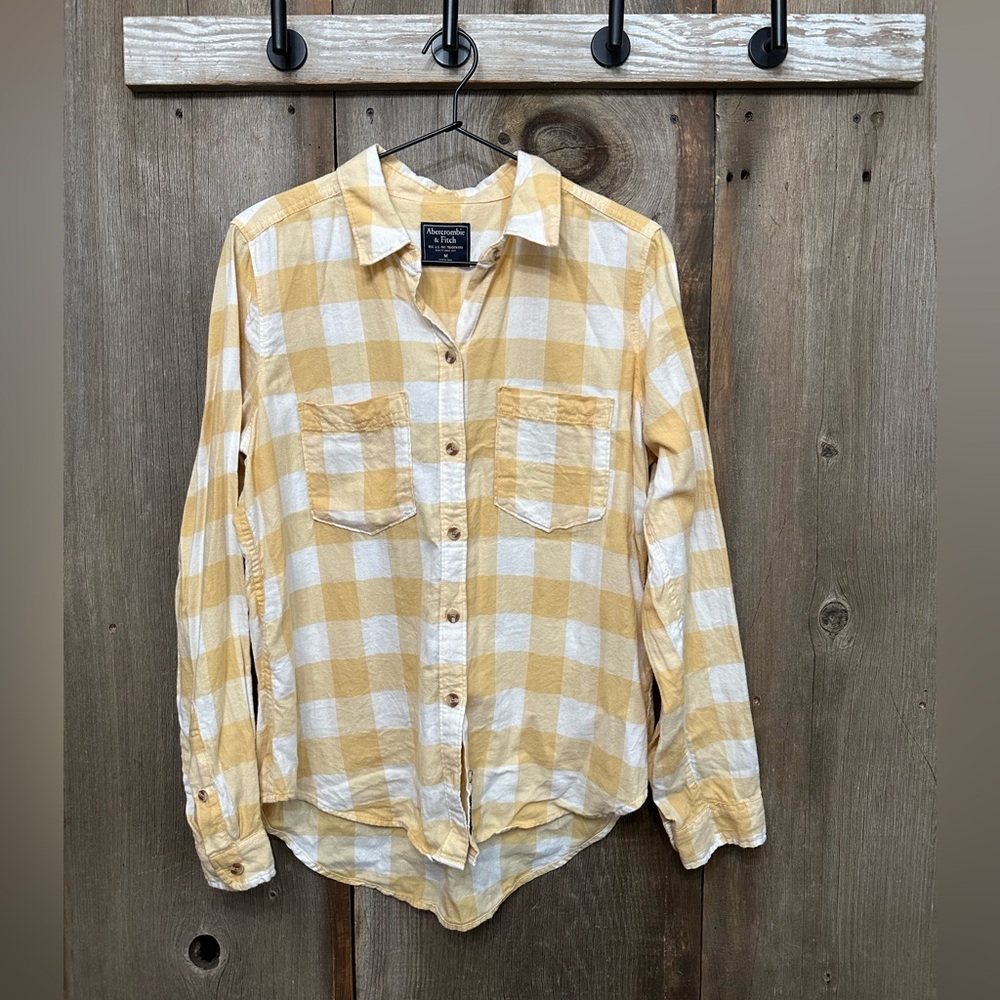 Abercrombie & Fitch Plaid Button Up Shirt in Yellow Size Medium Women’s